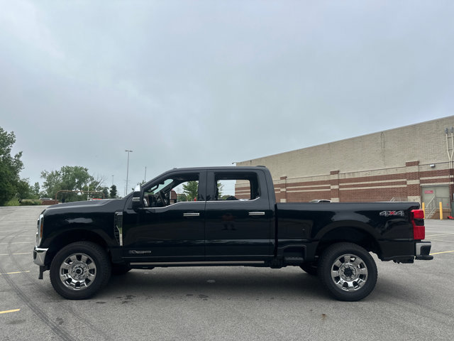 New 2025 Ford F250 King Ranch w/ Chrome Package image 5