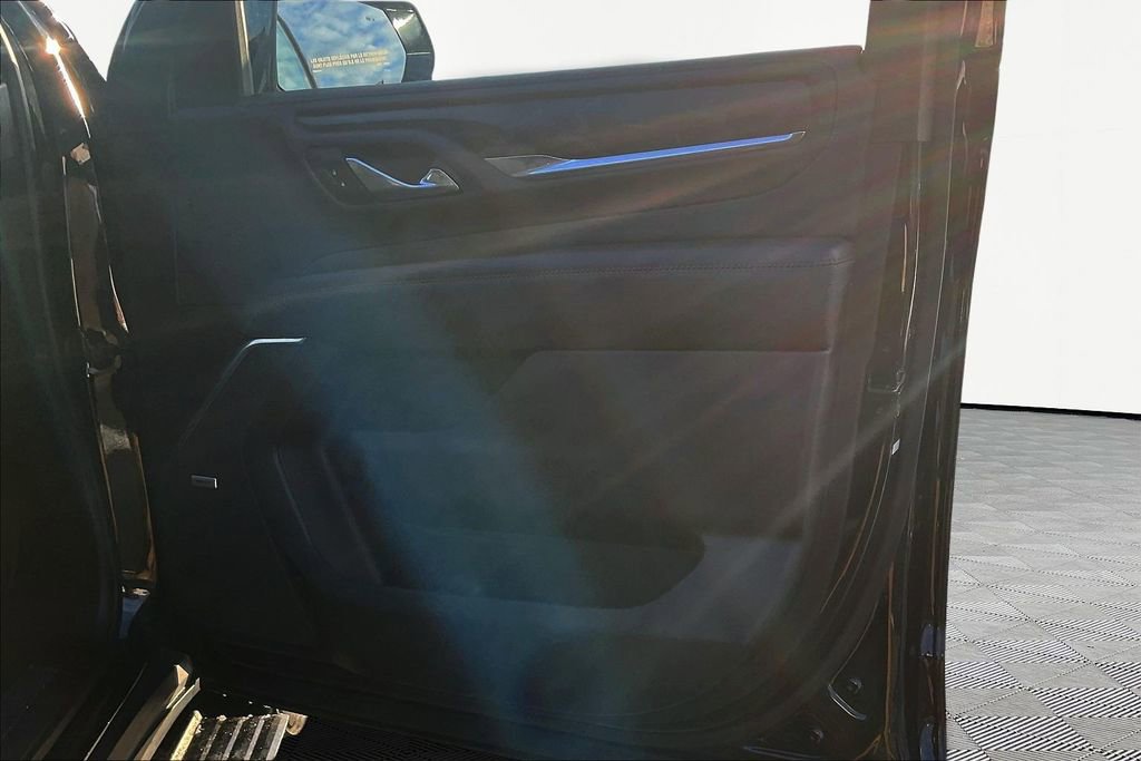 Used 2023 GMC Yukon Denali image 30
