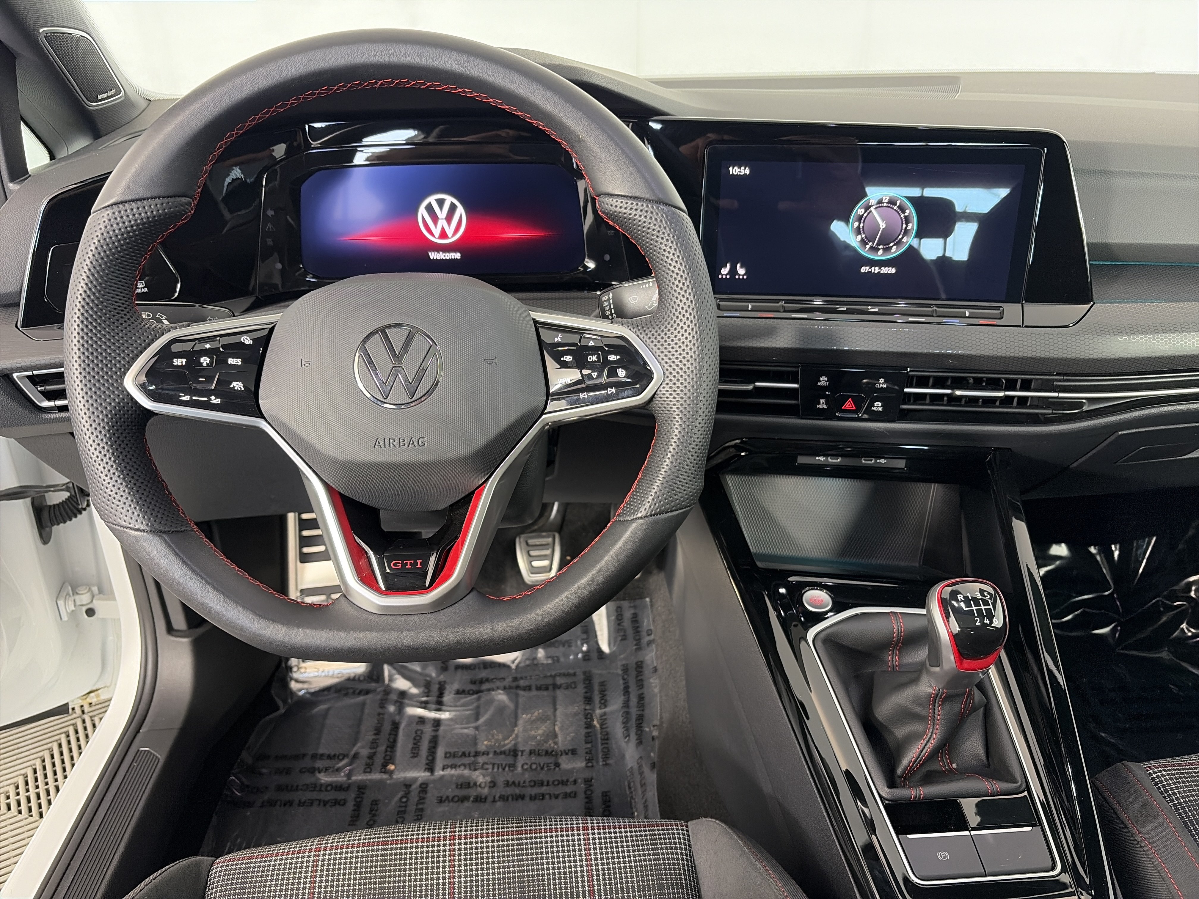 Used 2024 Volkswagen GTI SE FWD image 3