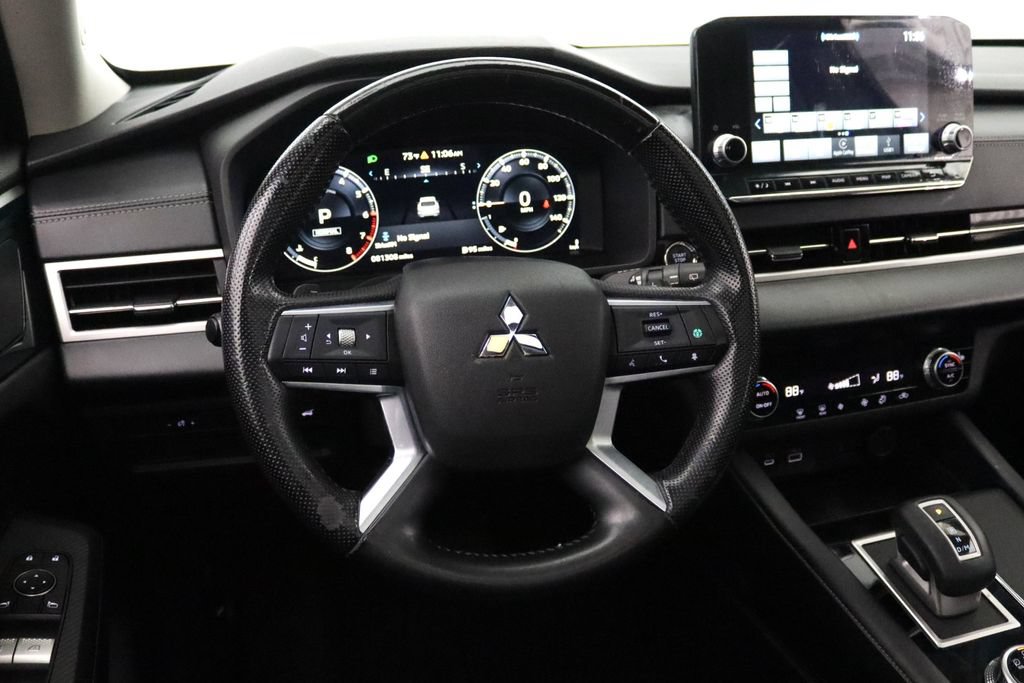 Used 2022 Mitsubishi Outlander SE FWD image 15