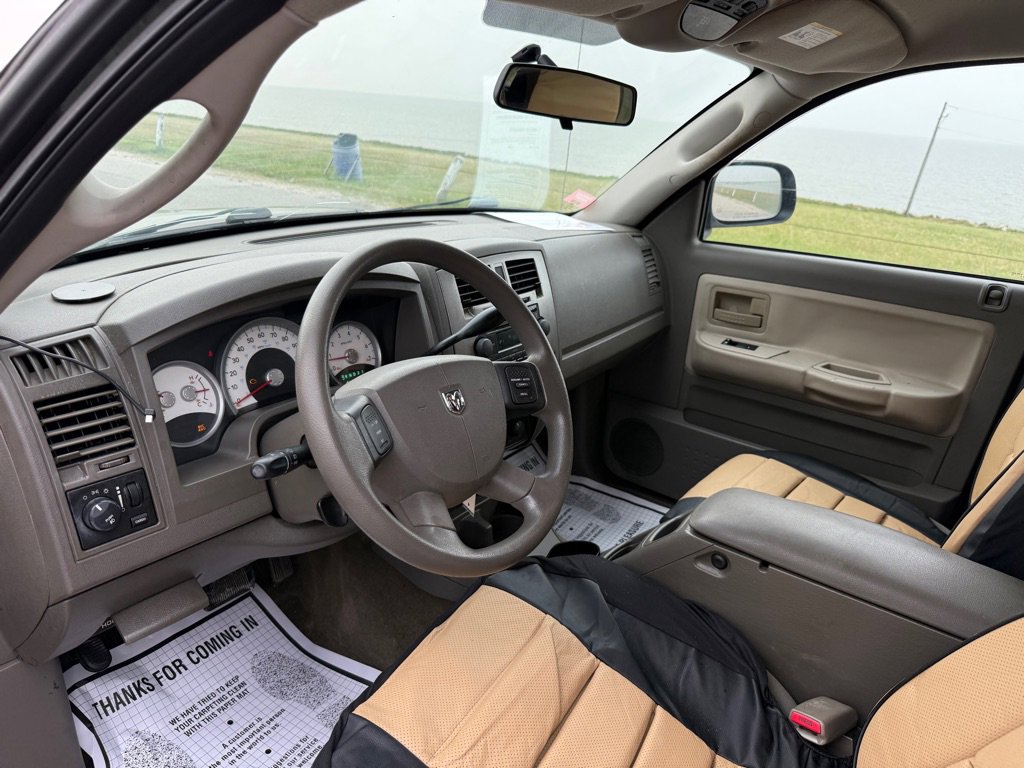 Used 2007 Dodge Dakota SLT w/ Trailer Tow Group AWD/4WD image 9