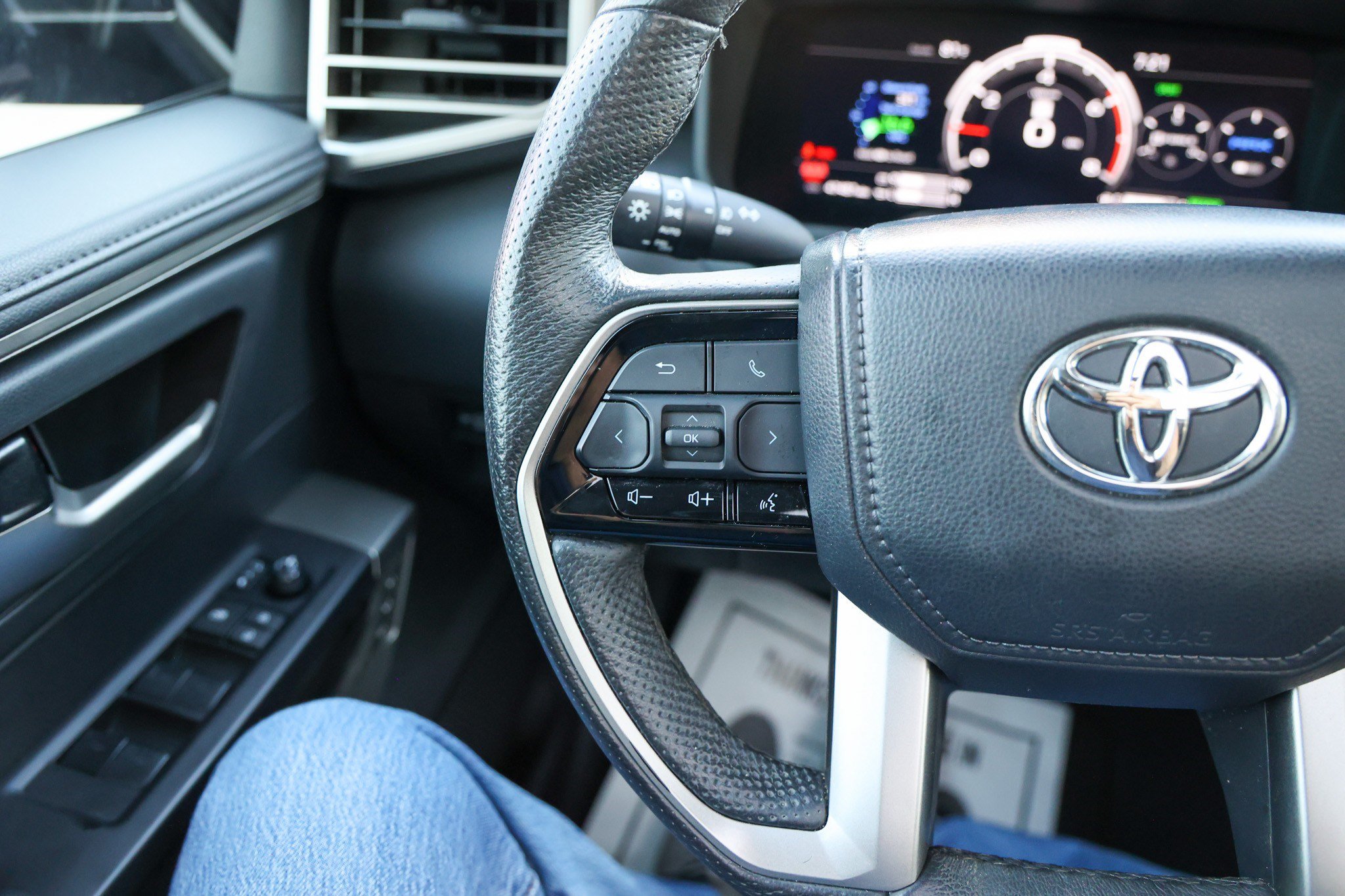 Used 2023 Toyota Tundra Limited AWD/4WD image 22