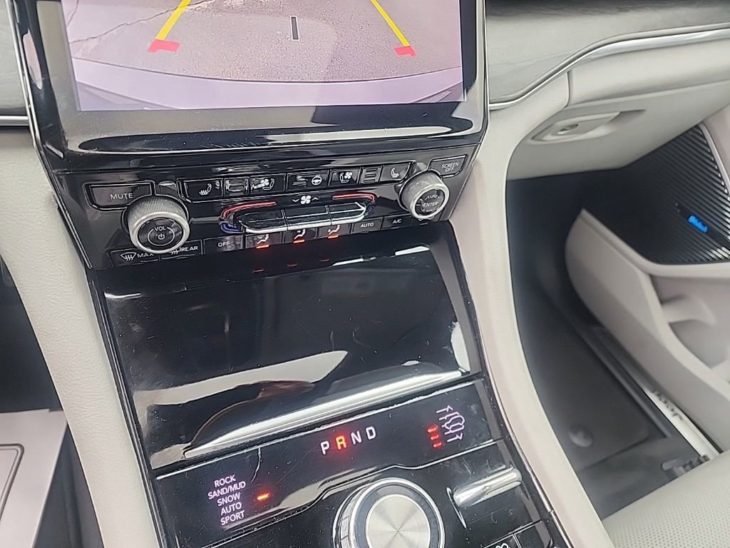 Used 2021 Jeep Grand Cherokee L Overland w/ Luxury Tech Group IV image 21