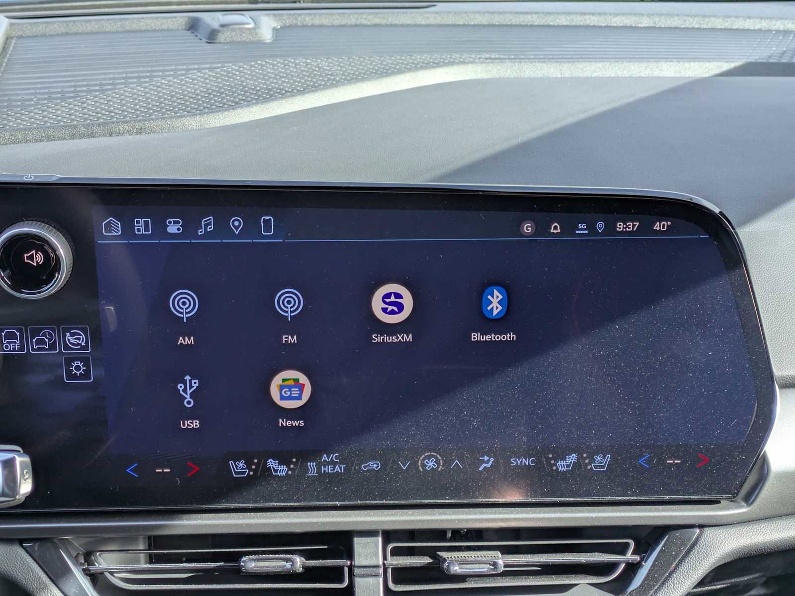 New 2026 Chevrolet Equinox EV RS image 28