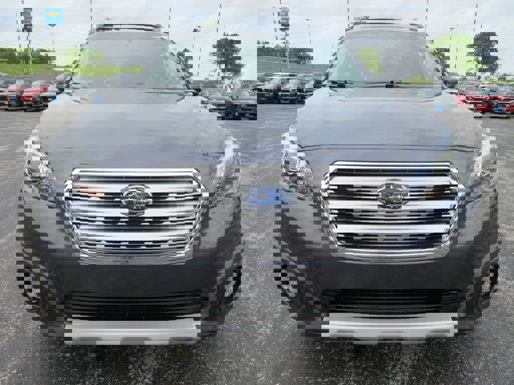 Used 2017 Subaru Outback 2.5i Limited AWD/4WD image 8