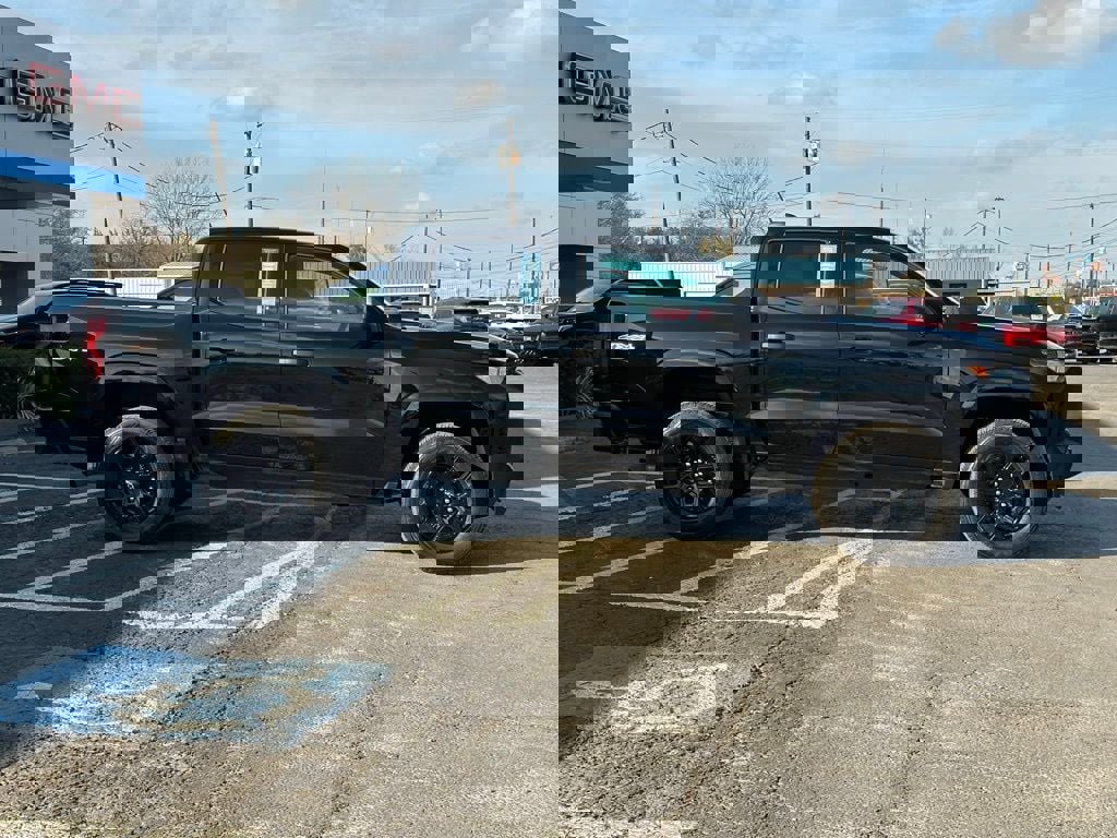 Certified 2026 Chevrolet Colorado W/T w/ WT Custom Package image 4