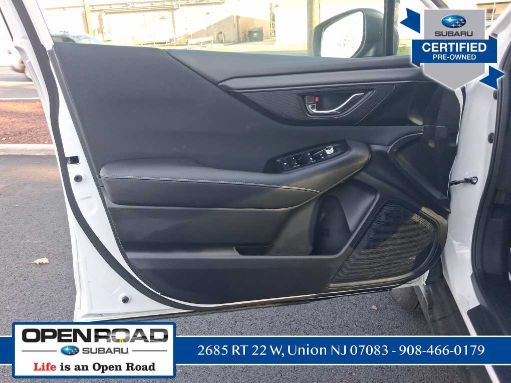 Used 2025 Subaru Outback Premium AWD/4WD image 27