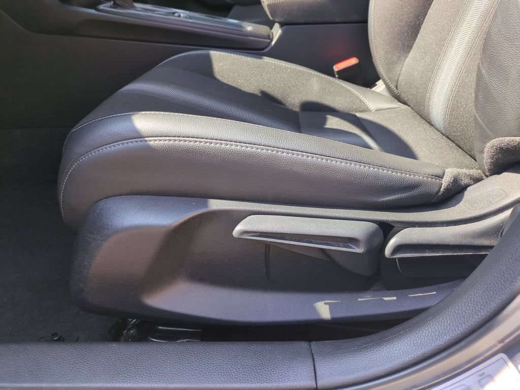 Used 2025 Honda Civic Sport image 14
