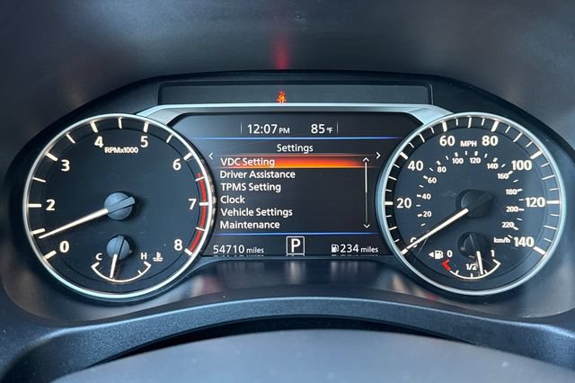 Used 2024 Nissan Altima 2.5 SR FWD image 39