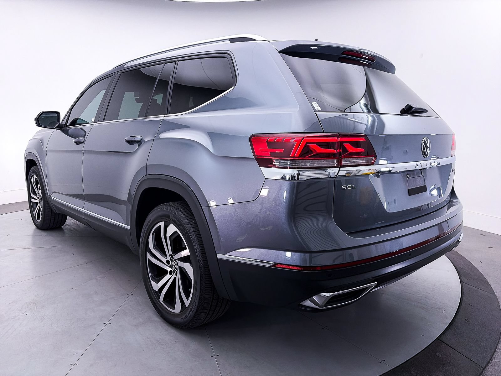 Used 2022 Volkswagen Atlas SEL AWD/4WD image 13