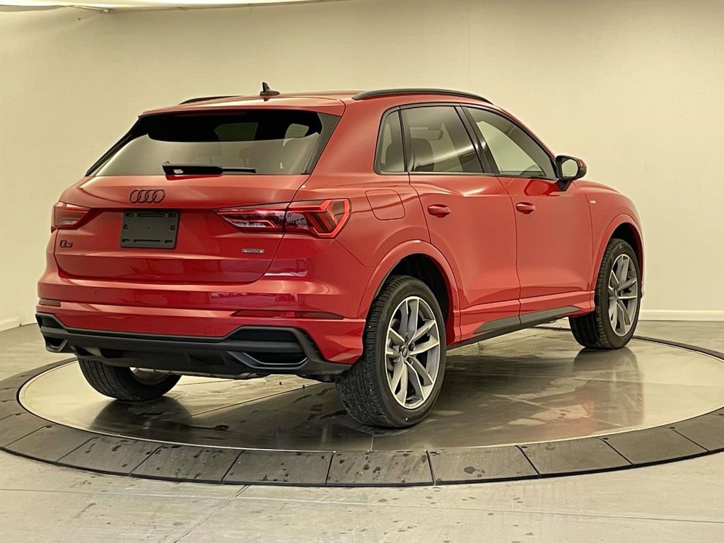 New 2025 Audi Q3 2.0T Premium image 7