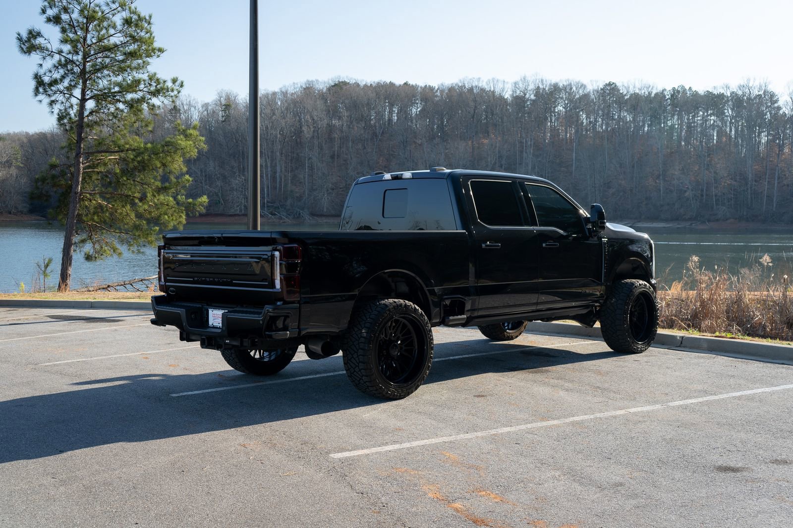 Used 2025 Ford F250 Platinum w/ Platinum Plus Package image 26