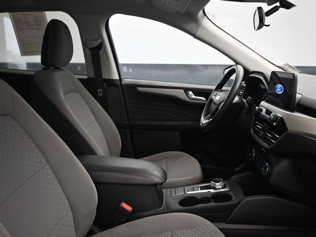 Used 2021 Ford Escape SE image 10