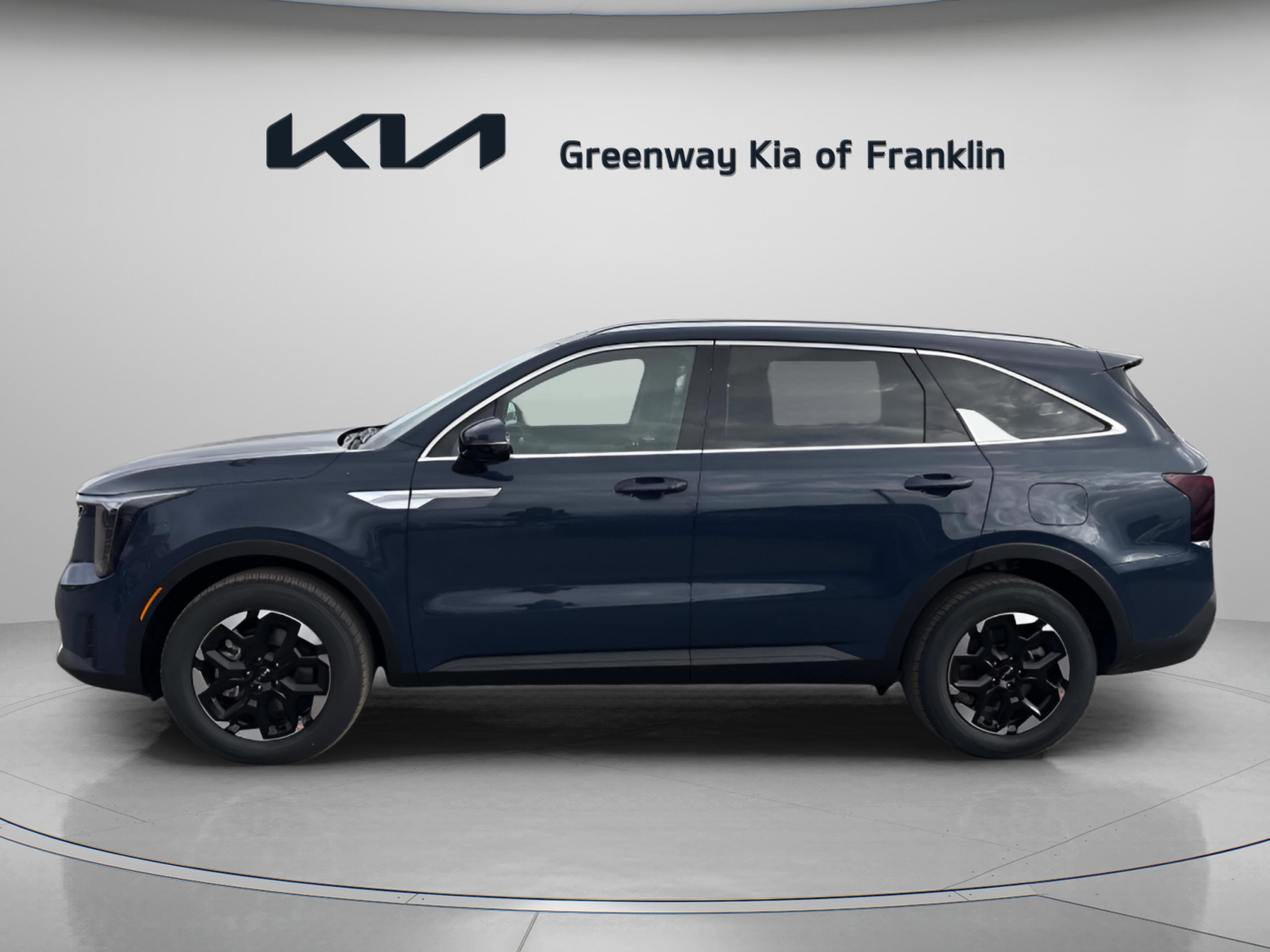 New 2026 Kia Sorento S image 4