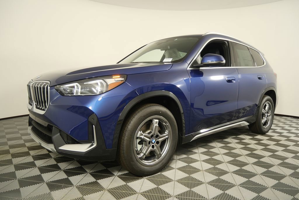 Used 2025 BMW X1 xDrive28i w/ Convenience Package AWD/4WD image 7