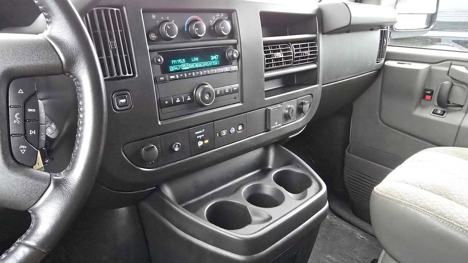 Used 2023 Chevrolet Express 2500 w/ Driver Convenience Package image 28