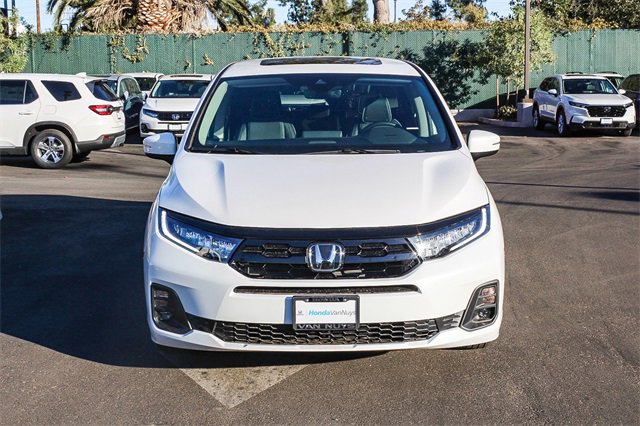 New 2026 Honda Odyssey Touring image 2
