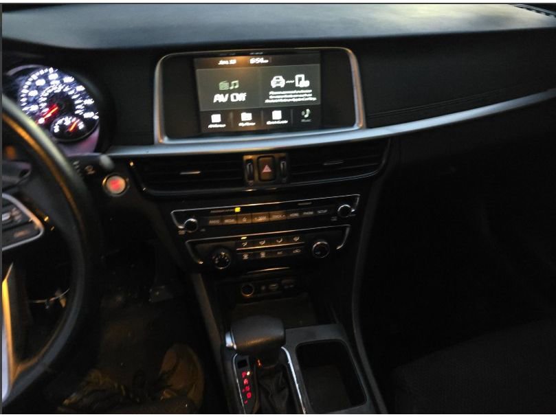 Used 2020 Kia Optima S image 24