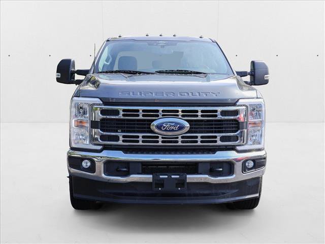 Used 2024 Ford F350 XLT image 2