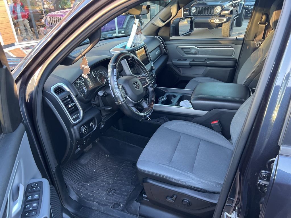 Used 2021 RAM 1500 Big Horn image 6