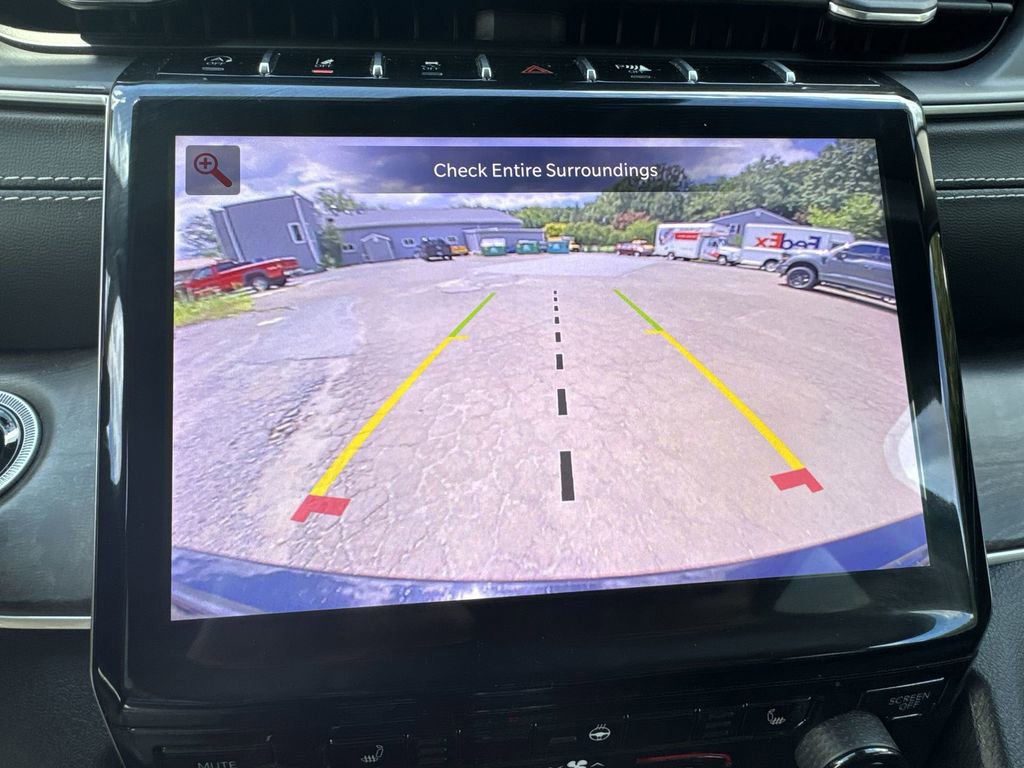 Used 2022 Jeep Grand Cherokee Limited image 17