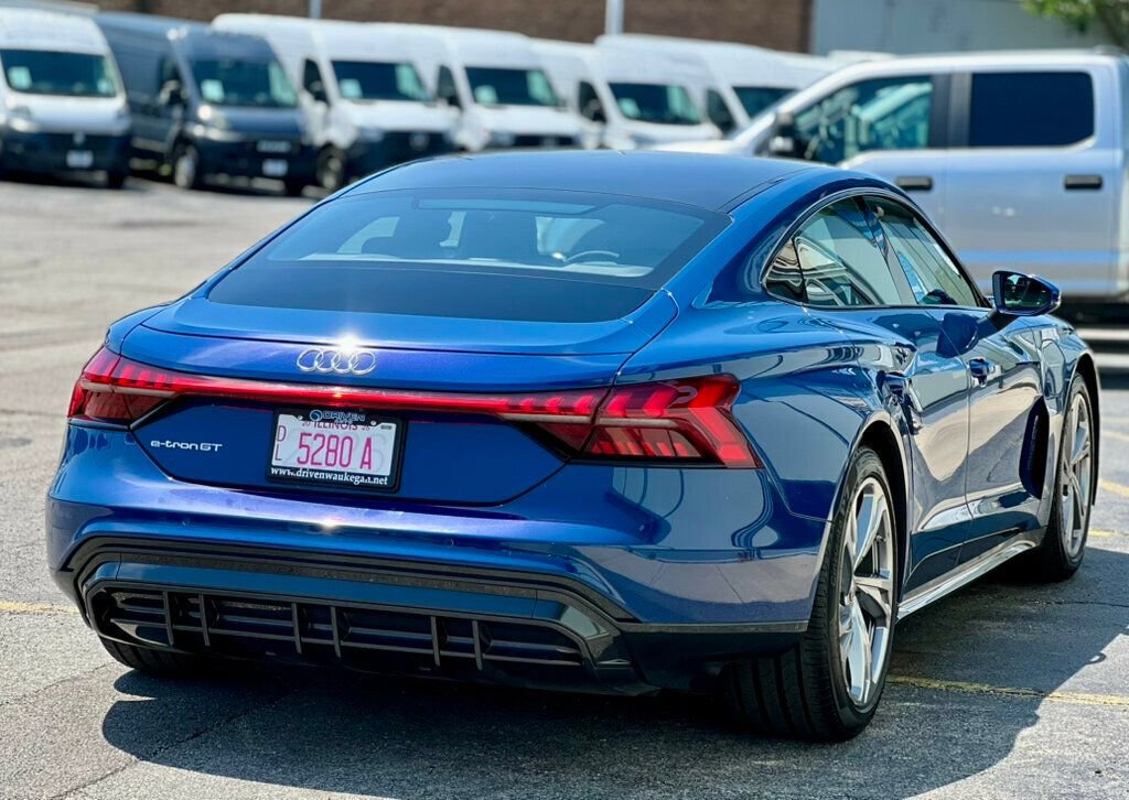 Used 2022 Audi e-tron GT Premium Plus AWD/4WD image 5