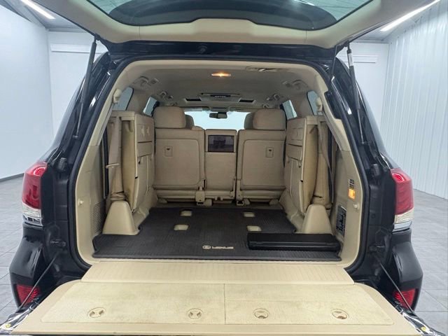 Used 2009 Lexus LX 570 4WD image 9