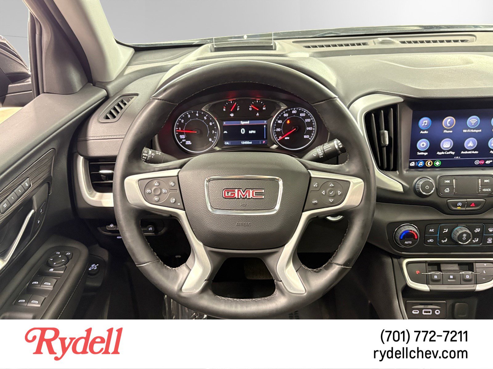 Used 2024 GMC Terrain SLT w/ Tech Package AWD/4WD image 13