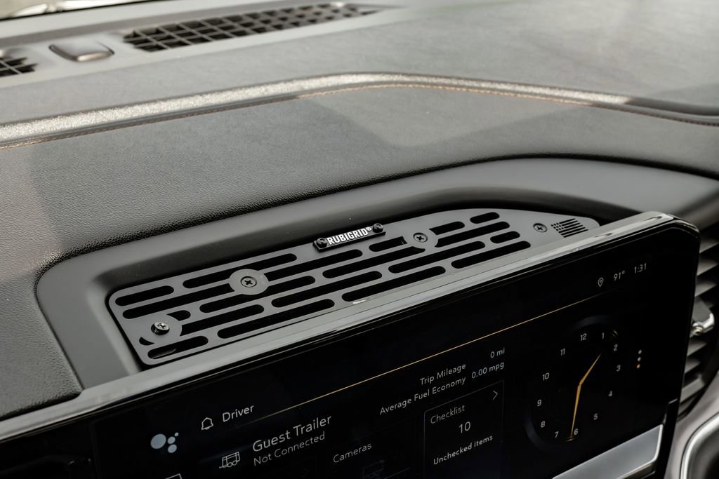 Used 2024 Chevrolet Silverado 2500 High Country w/ High Country Premium Package image 38