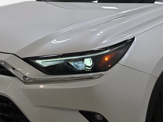 Certified 2025 Toyota Grand Highlander AWD image 28