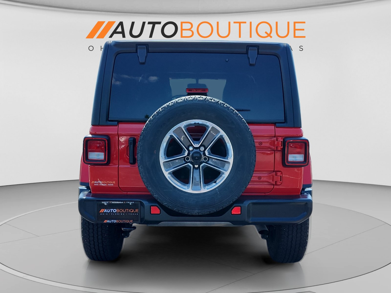 Used 2022 Jeep Wrangler Unlimited Sahara w/ Cold Weather Group AWD/4WD image 4