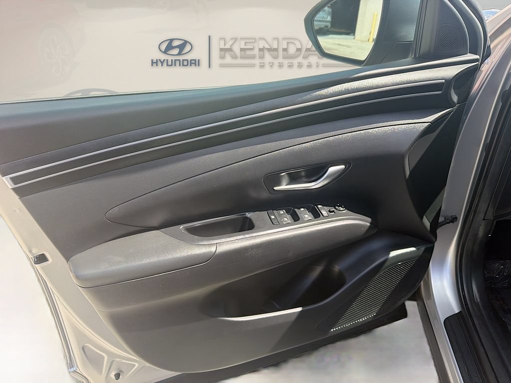 Used 2023 Hyundai Tucson SEL FWD image 14