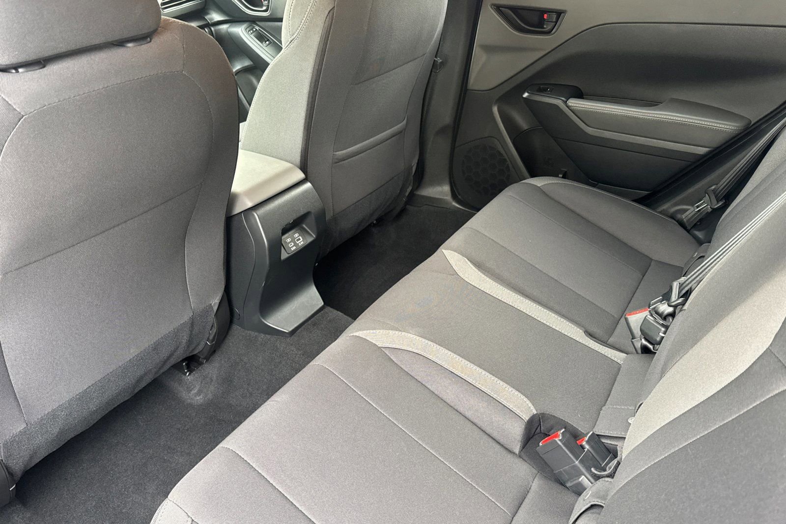 Used 2025 Subaru Crosstrek 2.0i Premium image 14