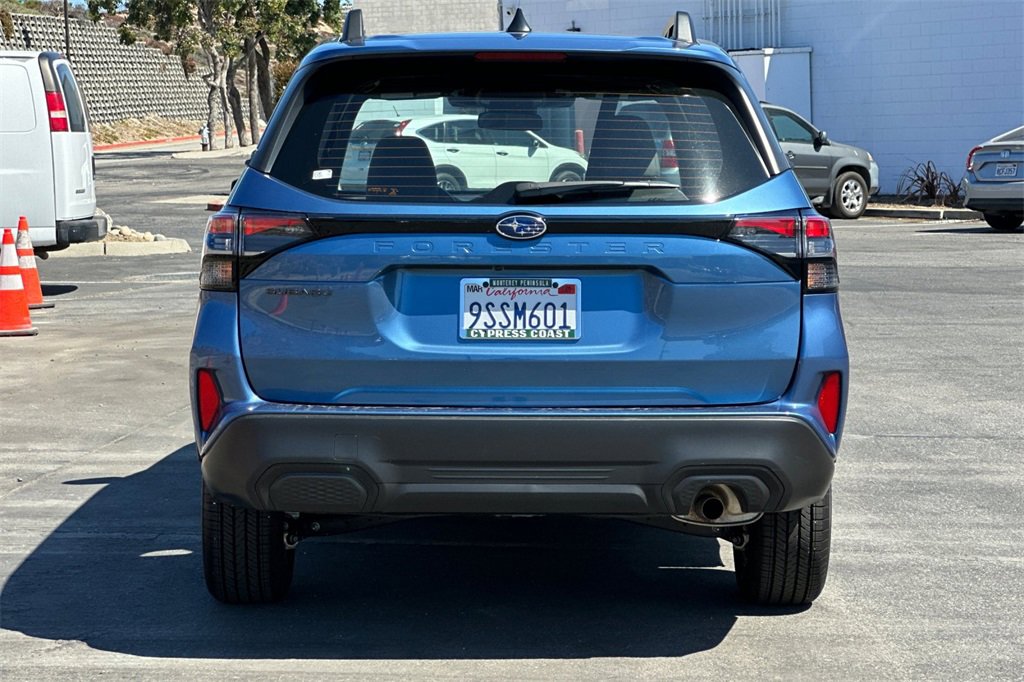 Certified 2025 Subaru Forester image 5