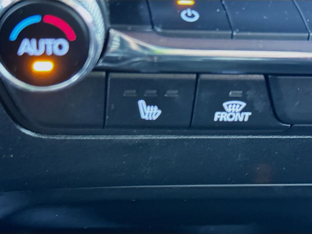 Used 2023 MAZDA MAZDA3 s image 13