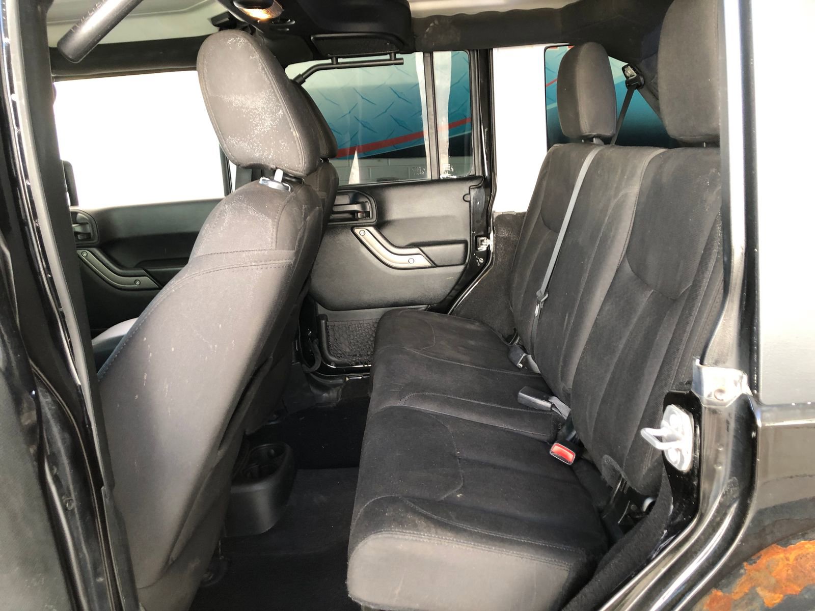 Used 2018 Jeep Wrangler Unlimited Sport S image 9