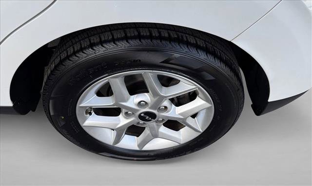 Used 2024 Kia Soul LX w/ Option Group 015 image 9