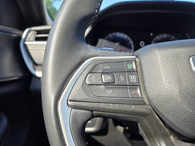 Used 2024 Jeep Grand Cherokee Altitude AWD/4WD image 22