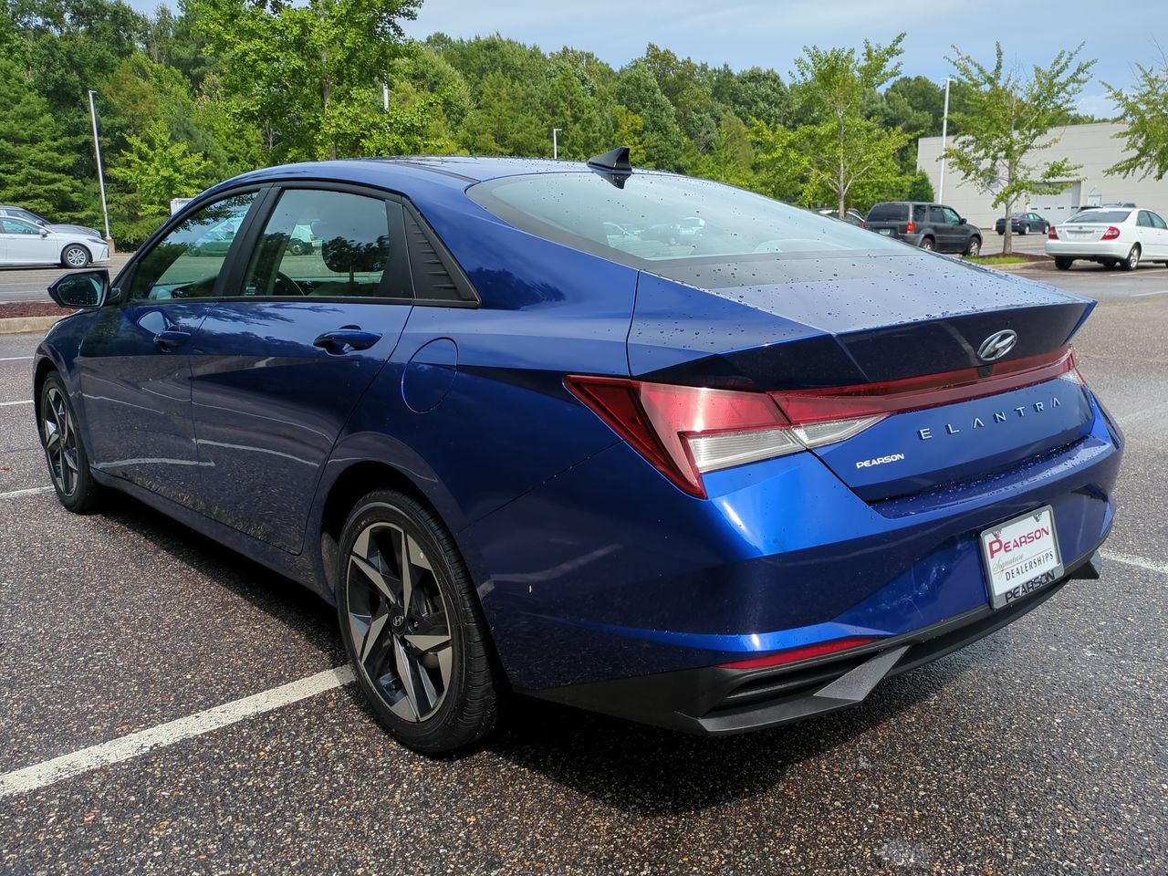 Used 2023 Hyundai Elantra SEL w/ Convenience Package FWD image 6