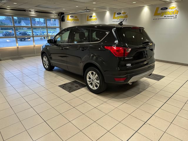 Used 2019 Ford Escape SE FWD image 20