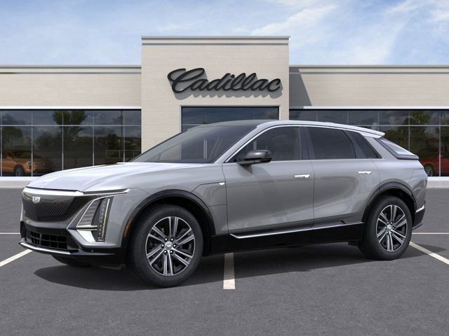 New 2026 Cadillac Lyriq Luxury AWD/4WD image 2