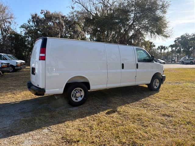 New 2025 Chevrolet Express 2500 Work Van 3D Extended Cargo Van w/ Driver Convenience Package RWD image 16