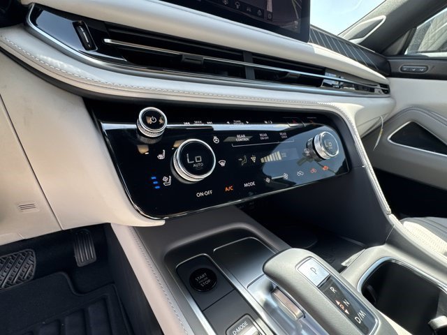 New 2027 INFINITI QX60 Autograph AWD/4WD image 18