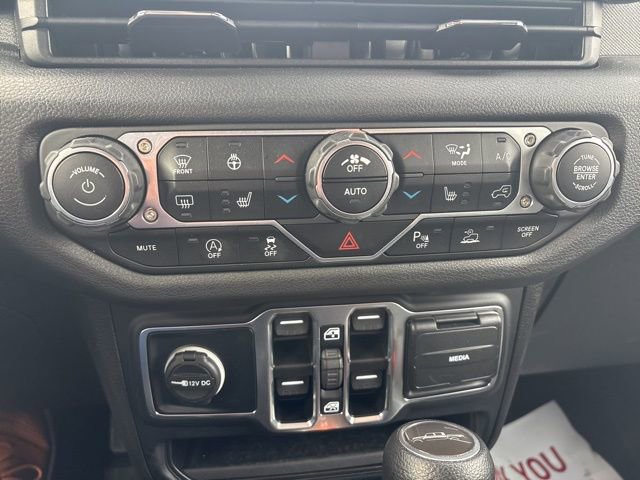 Used 2024 Jeep Gladiator Sport image 10