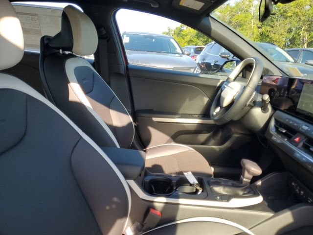New 2025 Kia K4 GT-Line Turbo FWD image 33