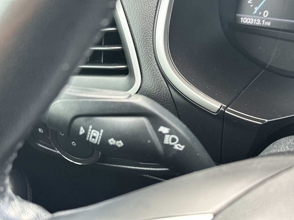 Used 2019 Ford Edge SEL w/ Equipment Group 201A FWD image 25