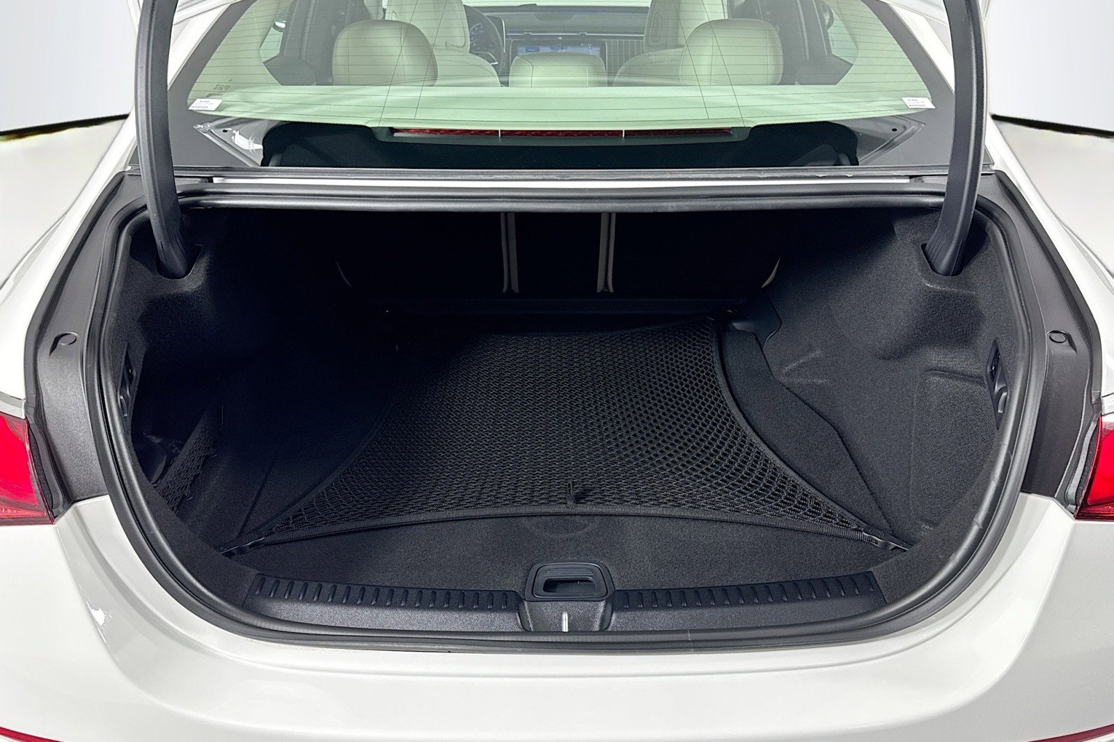 Used 2026 Mercedes-Benz E 450 4MATIC Sedan image 23