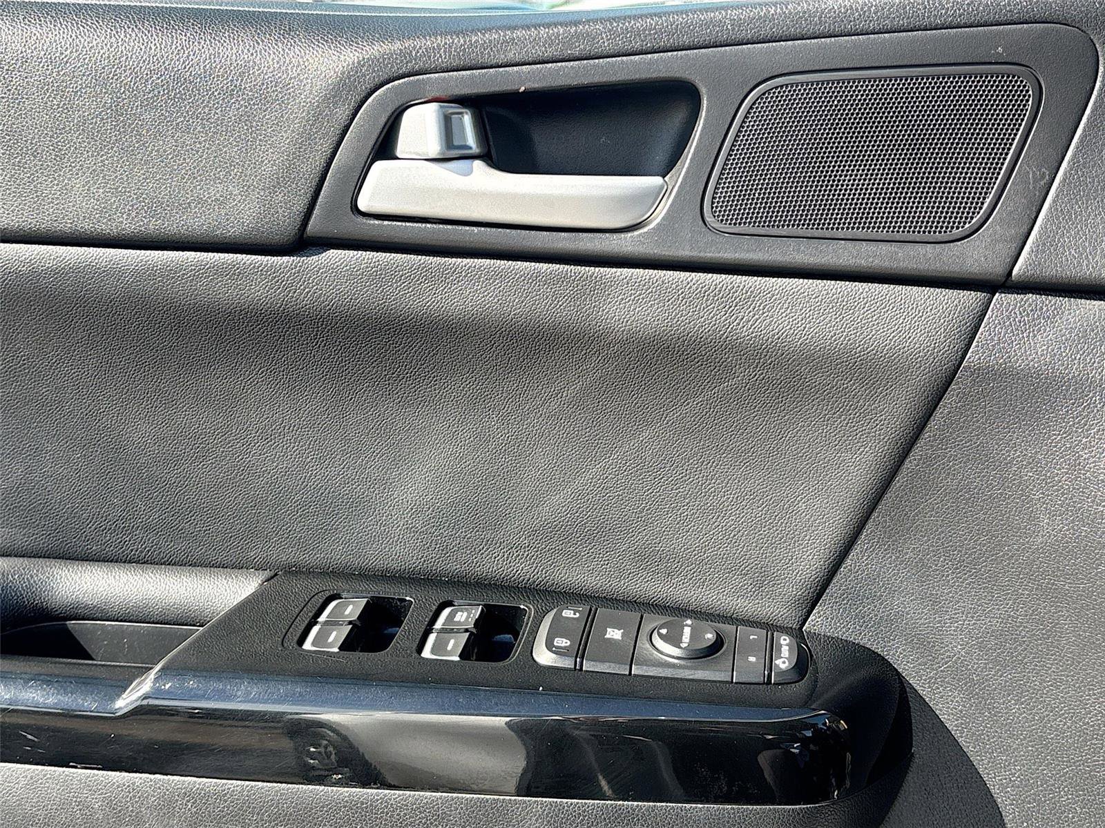 Used 2019 Kia Sportage EX image 17