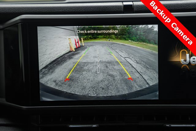 Used 2024 Jeep Wrangler Sport S image 11