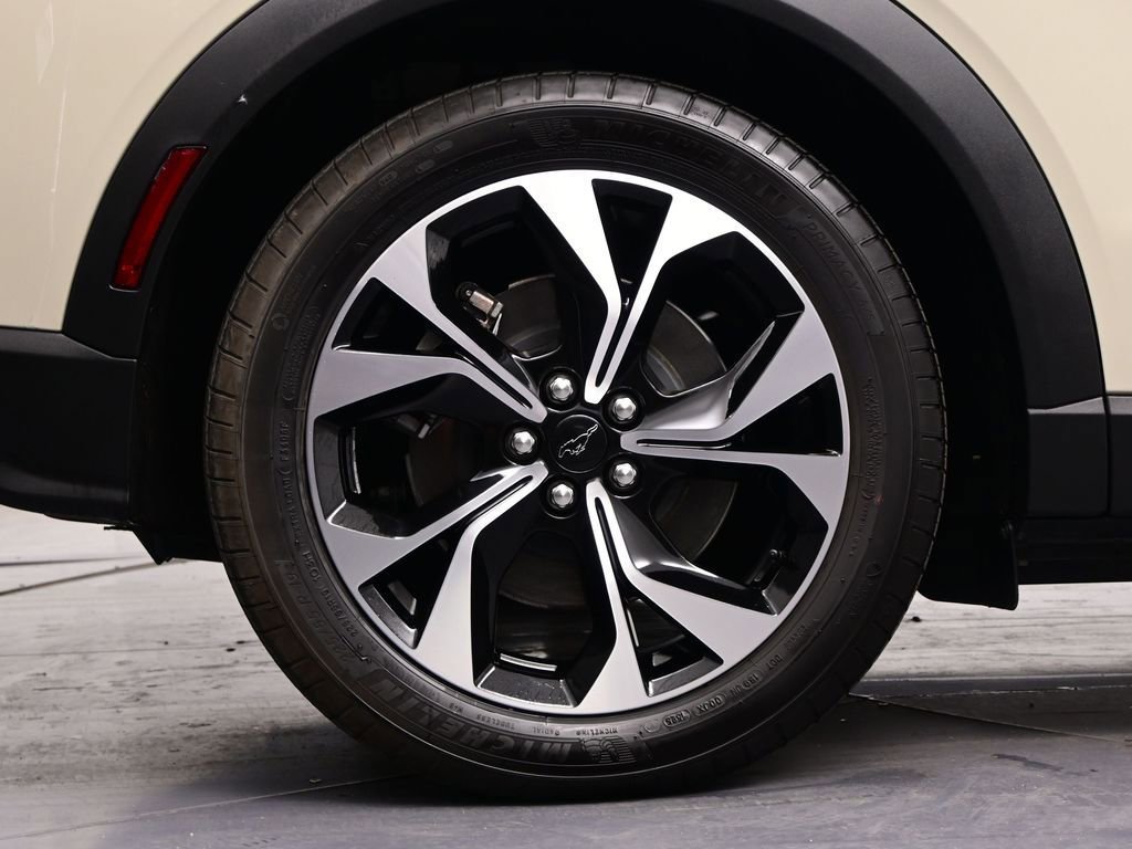 Used 2025 Ford Mustang Mach-E Select image 31